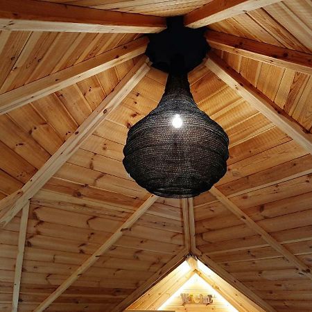 La Cabane De L'Atelier Bomal Exteriör bild