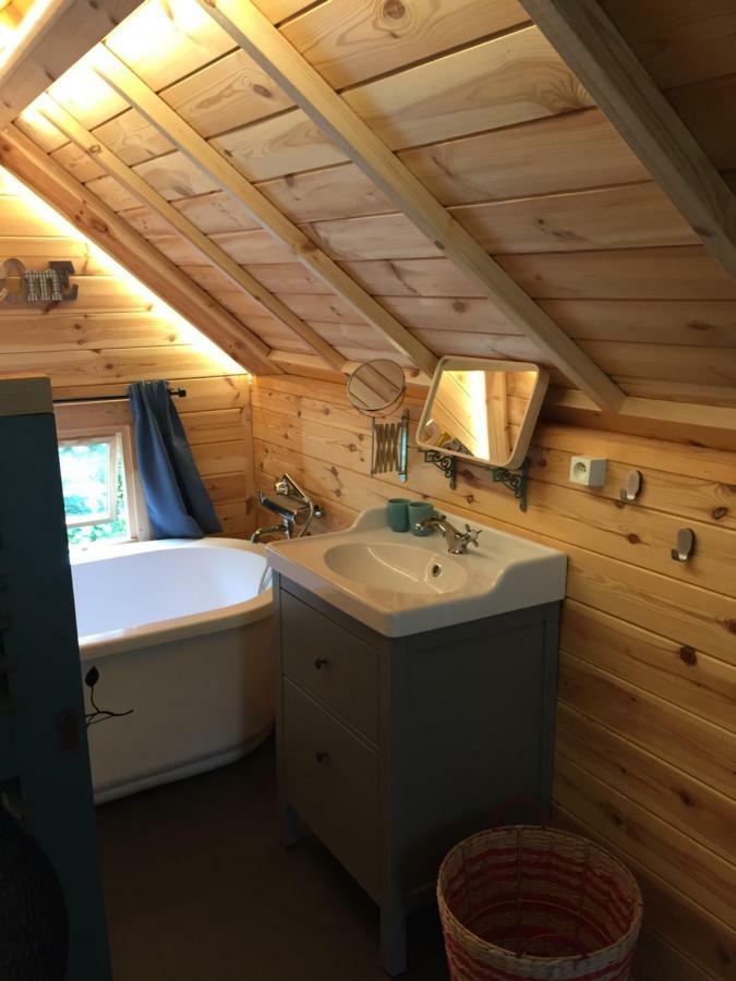 La Cabane De L'Atelier Bomal Exteriör bild
