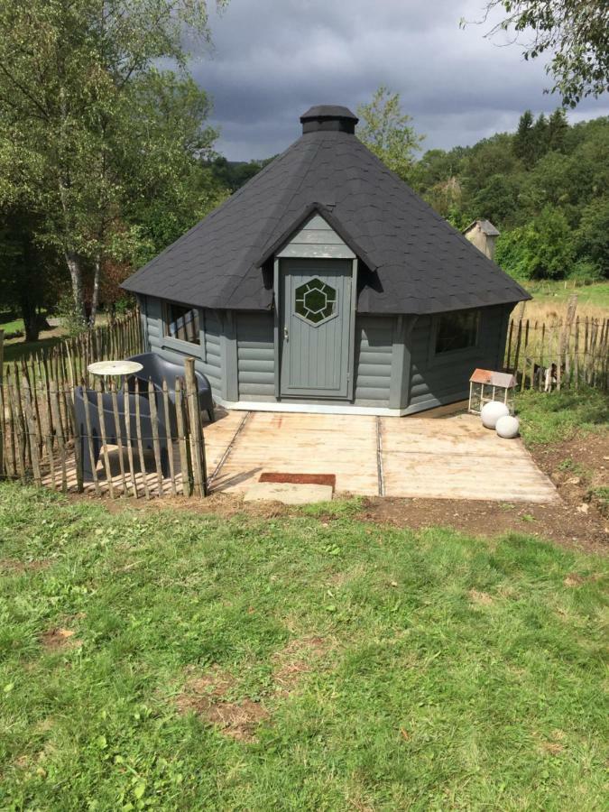 La Cabane De L'Atelier Bomal Exteriör bild